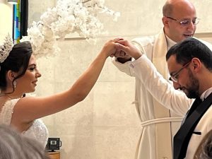الكنيسة اللوثرية في عمان تحتضن مراسم زواج حفيد مؤسسها