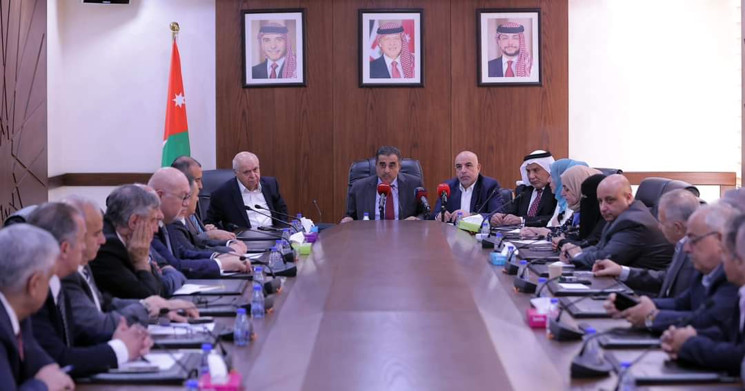 لجنة فلسطين النيابية برئاسة النائب فراس العجارمة