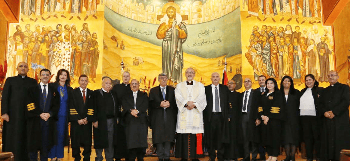 مع البطركالقضاء