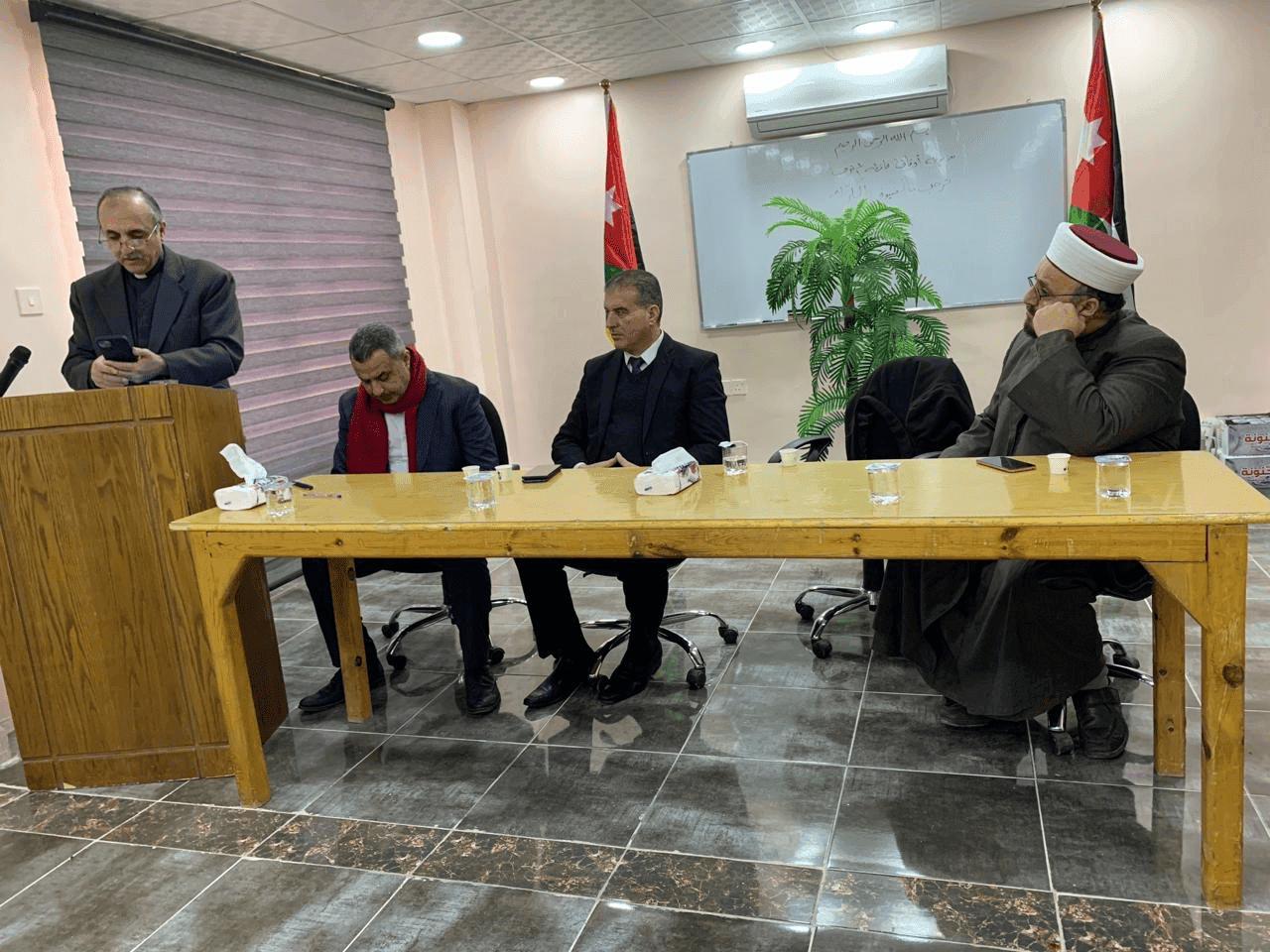 القس نور سهاونه راعي كنيسة الاتحاد المسيحي في المفرق