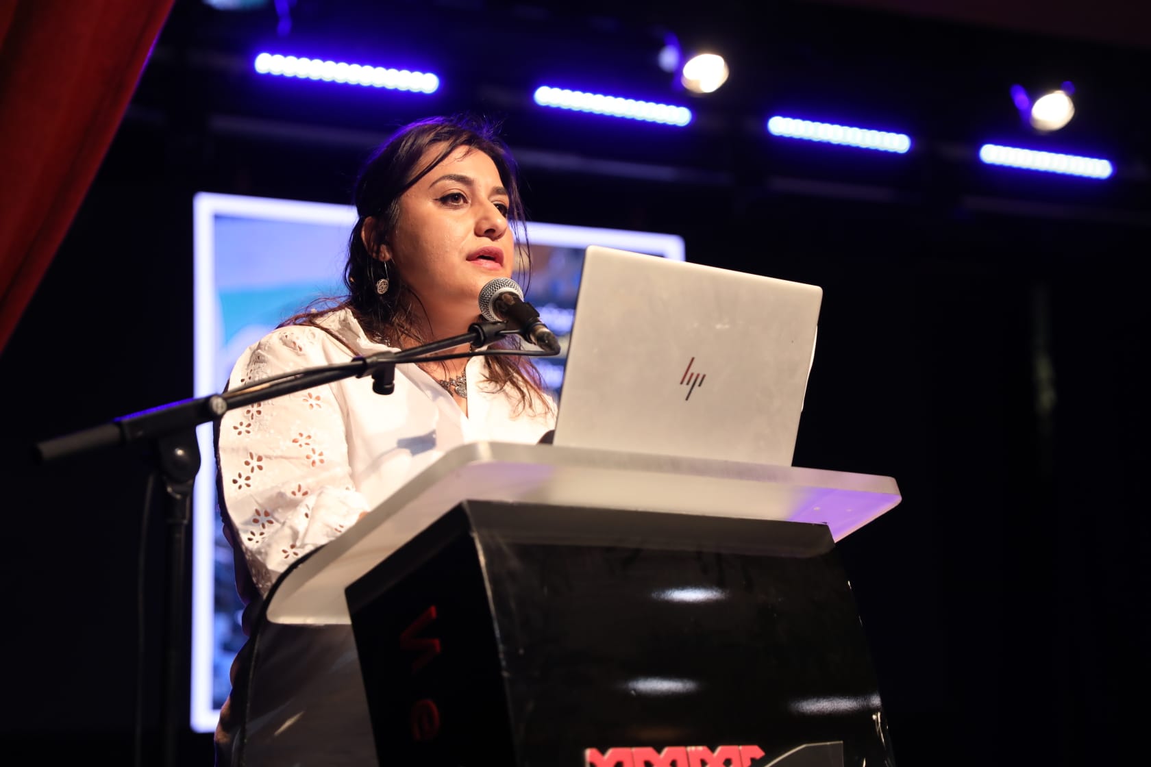 الصحفية المقدسية هند شريدة