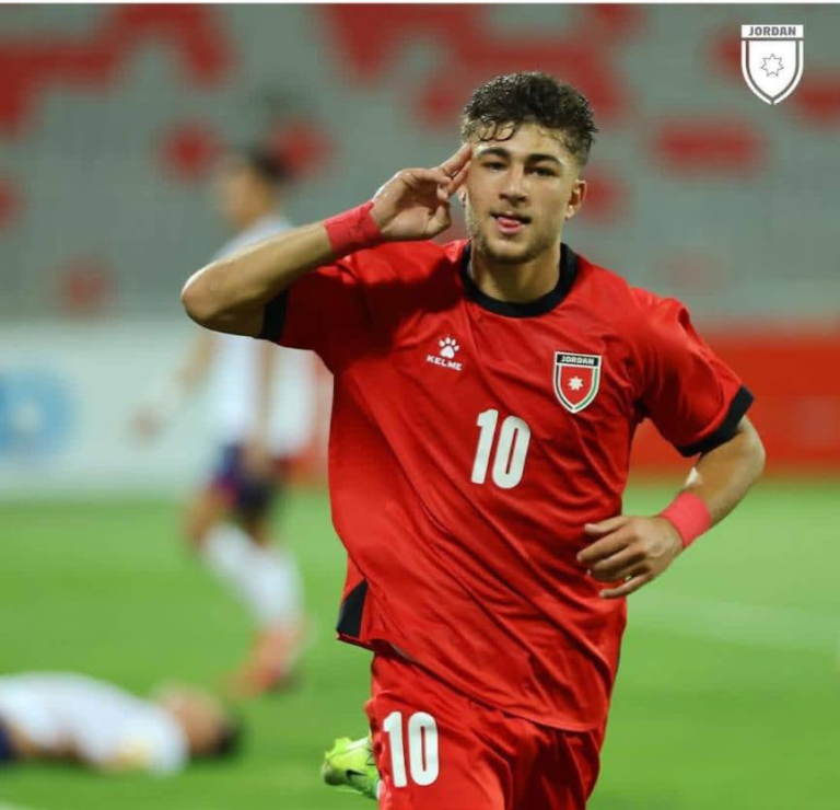 لاعب المنتخب الأردني عودة برهان الفاخوري